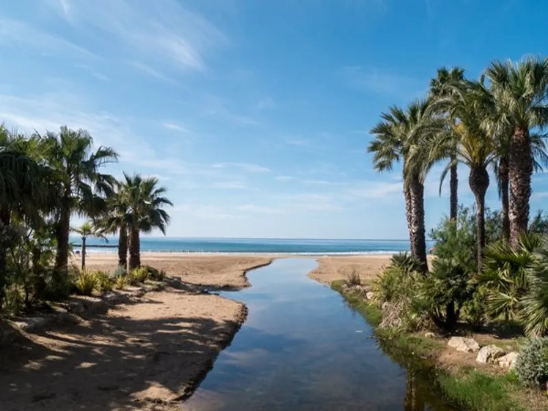 Obra nueva in El Paraíso